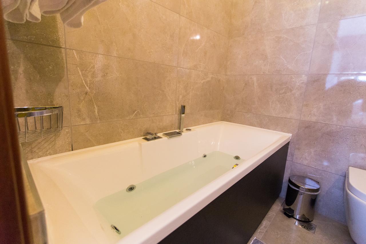 Abi Luxury Villas Monodendri Rom bilde